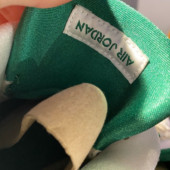 Air jordan4 metallic green size4.5Y 100% authentic - Picture 5 of 7